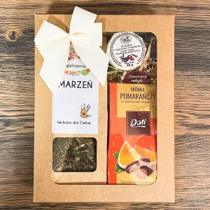 Prezent w kartoniku Herbata, powidła i skórka pomarańczy w czekoaldzie